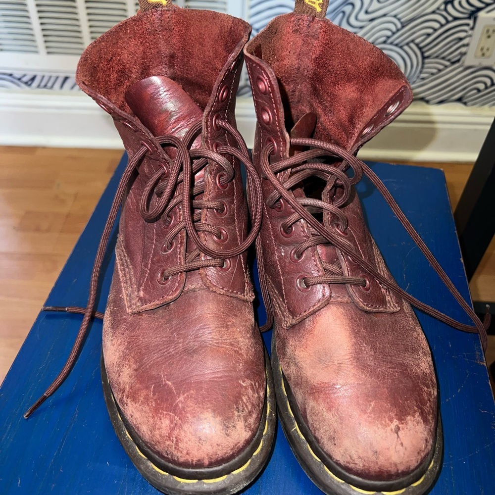 Burgundy pascal Dr. martens